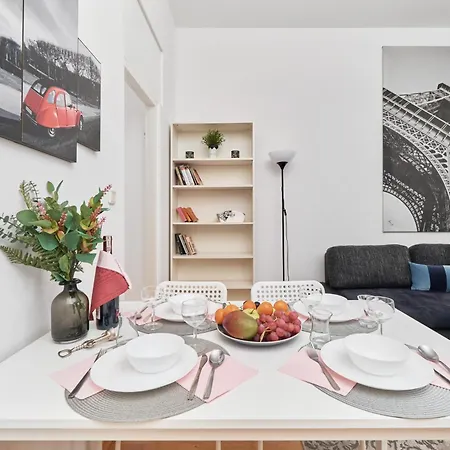 Rynek The Heart Of The By Renters Wrocław